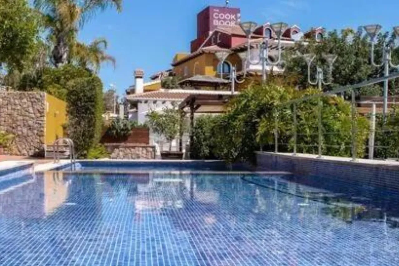 Oriental - ADR Hotel - BEONx - ADR Hotels - ADR Hotel Meaning